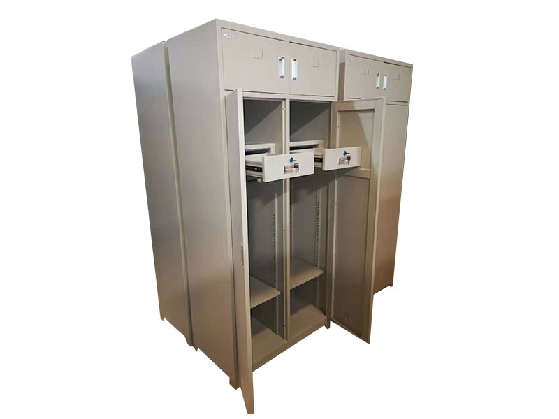 士兵兩門物品柜